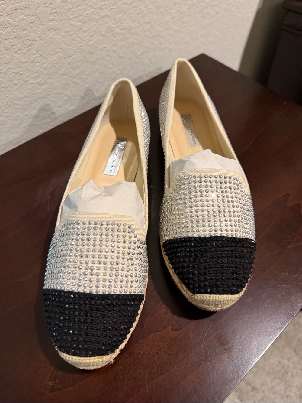 Crystal-Embellished Two-Tone Espadrille Flats - Black & Ivory